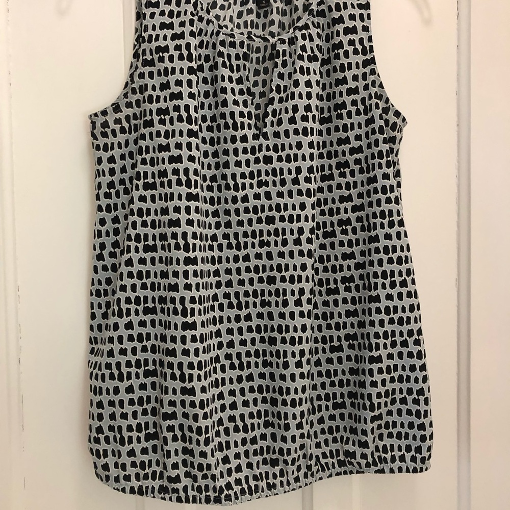 Key hole blouse